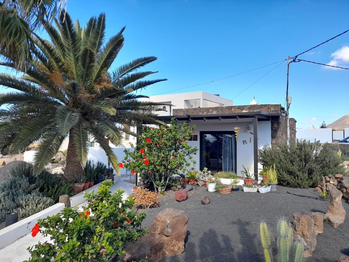 Apartamento Con Terraza Y Jardin Las Breñas Exterior foto